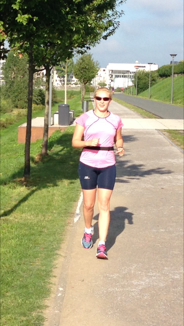 Leitet den neuen Kurs "Laufen lernen": Sportlehrerin Iryna Detering. (Foto: privat)