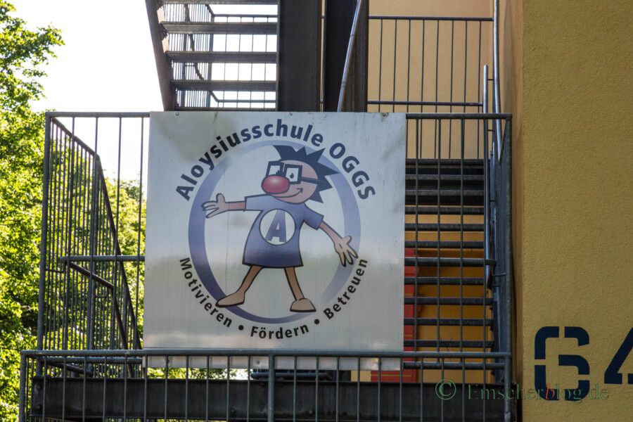 Trotz schwieriger Haushaltslage hält die SPD an dem geplanten Neubau der OGS für die Aloysiusschule fest. Die Fertigstellung ist für 2026 angedacht. (Foto: P. Gräber - Emscherblog)
