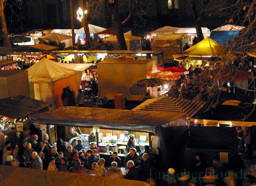 Am kommenden Freitag ist es wieder soweit: der 32. Holzwickeder Weihnachtsmarkt öffnet und lädt zum Bummeln ein. (Foto: P. Gräber - Emscherblog.de)