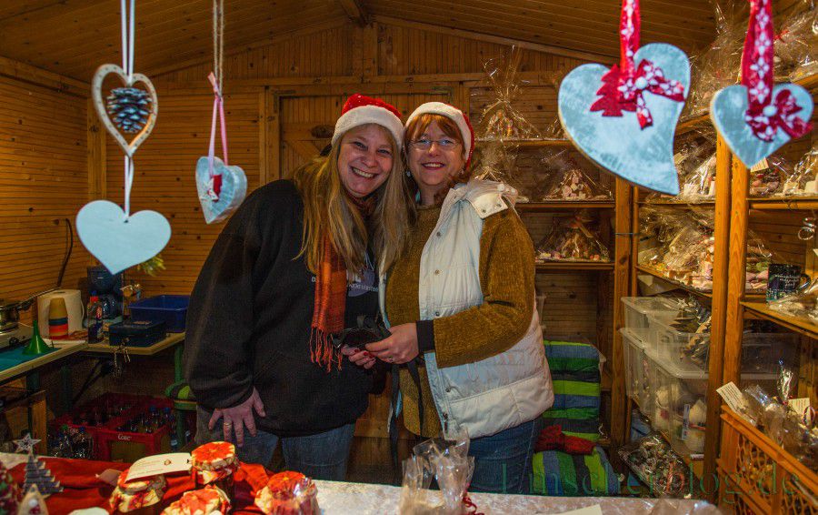 Die Holzwickeder lieben ihren dreitägigen Weihnachtsmarkt und freuen sich auf die Eröffnung am Freitag um 18 Uhr . (Foto: P. Gräber - Emscherblog.de)