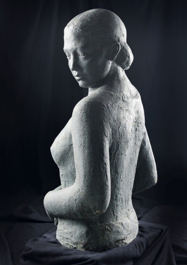 Raimondo Puccinelli, Frauenoberkörper, 1930er Jahre, Bronze. Foto: Carlo Wessel, Borken
