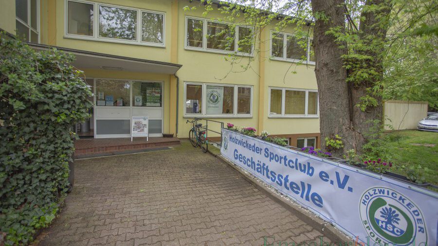 Ab sofort auch offizielles Testzentrum für kostenlose Schnelltests: die HSC-Geschäftsstelle an der Hauptstraße 47 (Eingang Kirchstraße). (Foto: P. Gräber - Emscherblog.de)