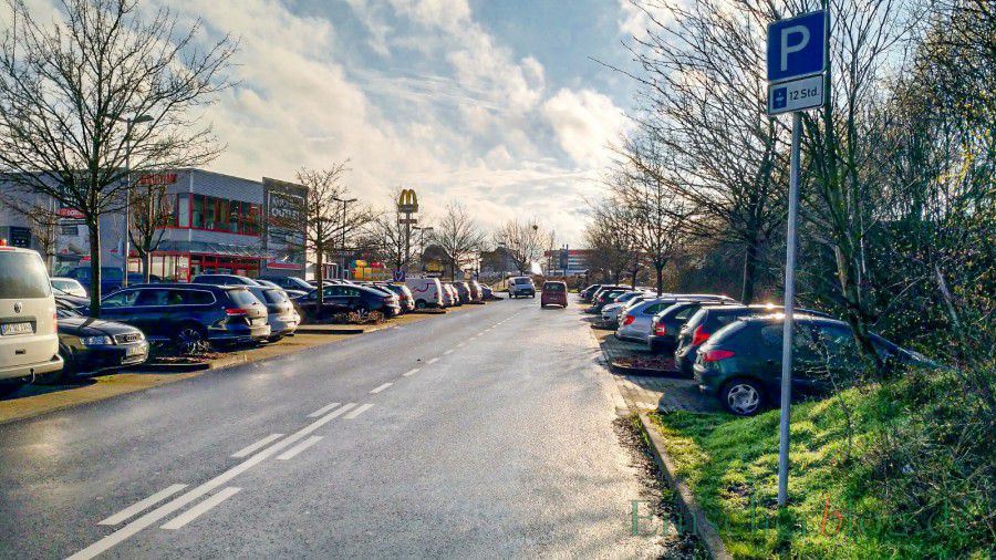 Der P+R-Parkplatz an der Wilhelmstraße ist morgen (25. November) auch Thema im Verkehrsausschuss: Die Parkzeit soll dauerhaft auf maximal zwölf Stunden begrenzt werden. (Foto: P. Gräber -Emscherblog)