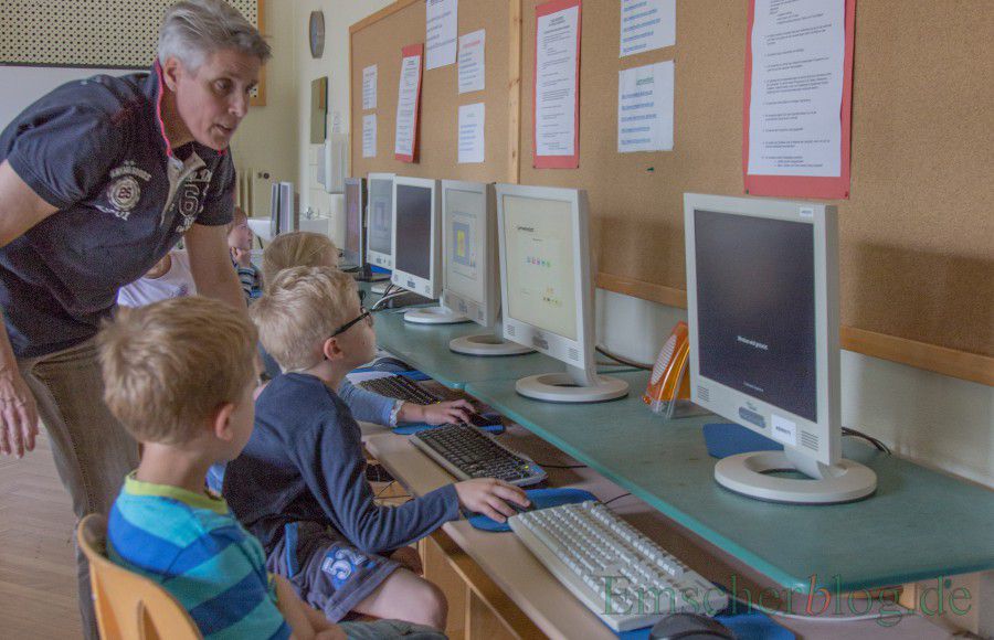 Längst keine Selbstverständlichkeit an Holzwickeder Schulen: Compute rund digiutale Endgeräte für die Schüler. gerade einmal 16 Prozent aller Schülöer sind damit versorgt. (Foto: P. Gräber - Emscherblog.de)