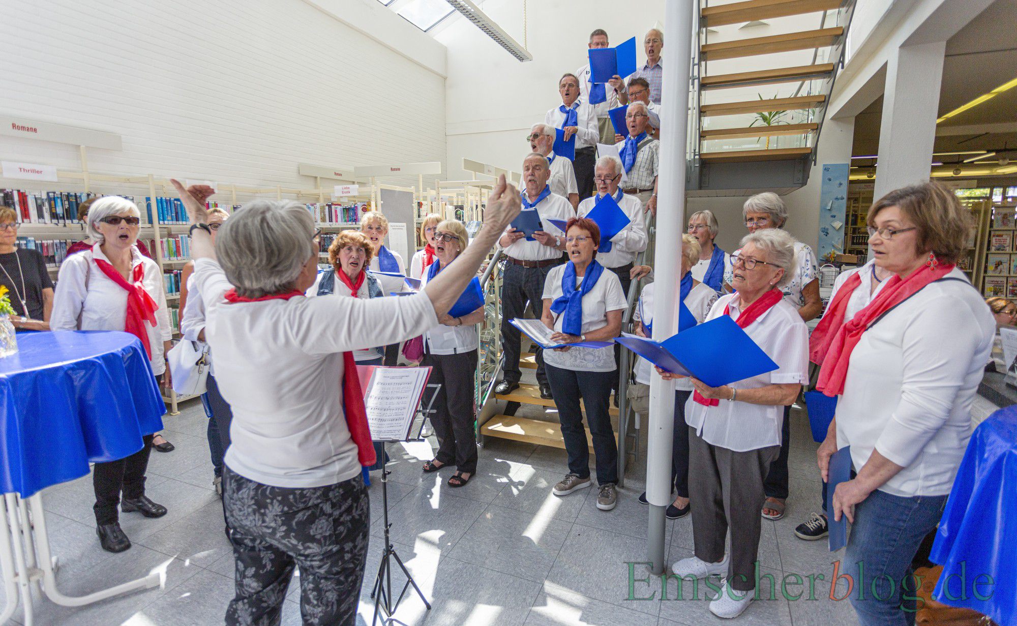 Der Singkreis Chantons umrahmte die Eröffnungsfeier musikalisch. (Foto: P. Gräber - Emscherblog)