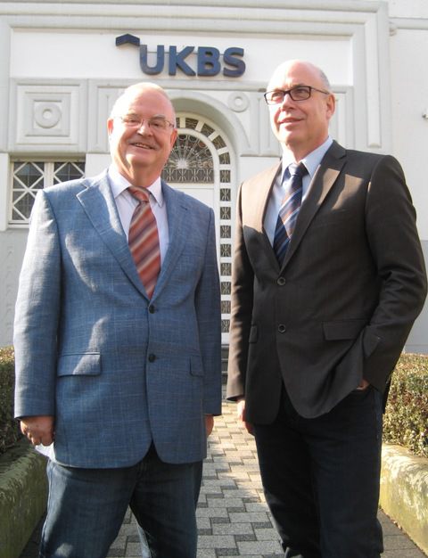 Theodor Rieke (l.), Aufsichtsratsvorsitzende der UKBS, und Geschäftsführer Matthias Fischer. (Foto UKBS)