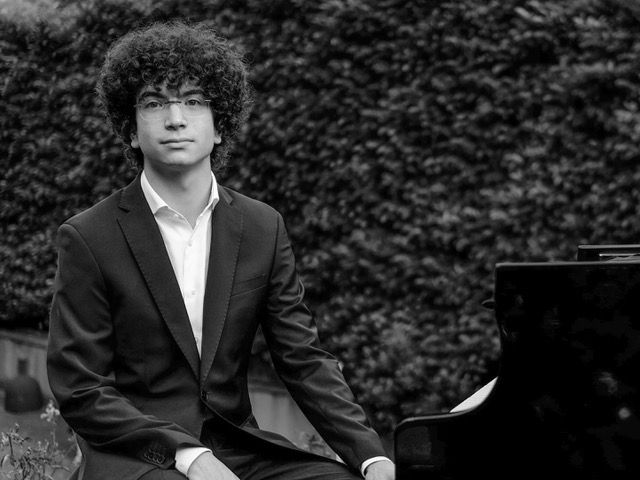 Gibt sein Deutschland-Debüt am 30. Juli bei einem Konzert auf dem Emscherquellhof: der italienische Pianist David Montalenti. (Foto: Freundeskreis)