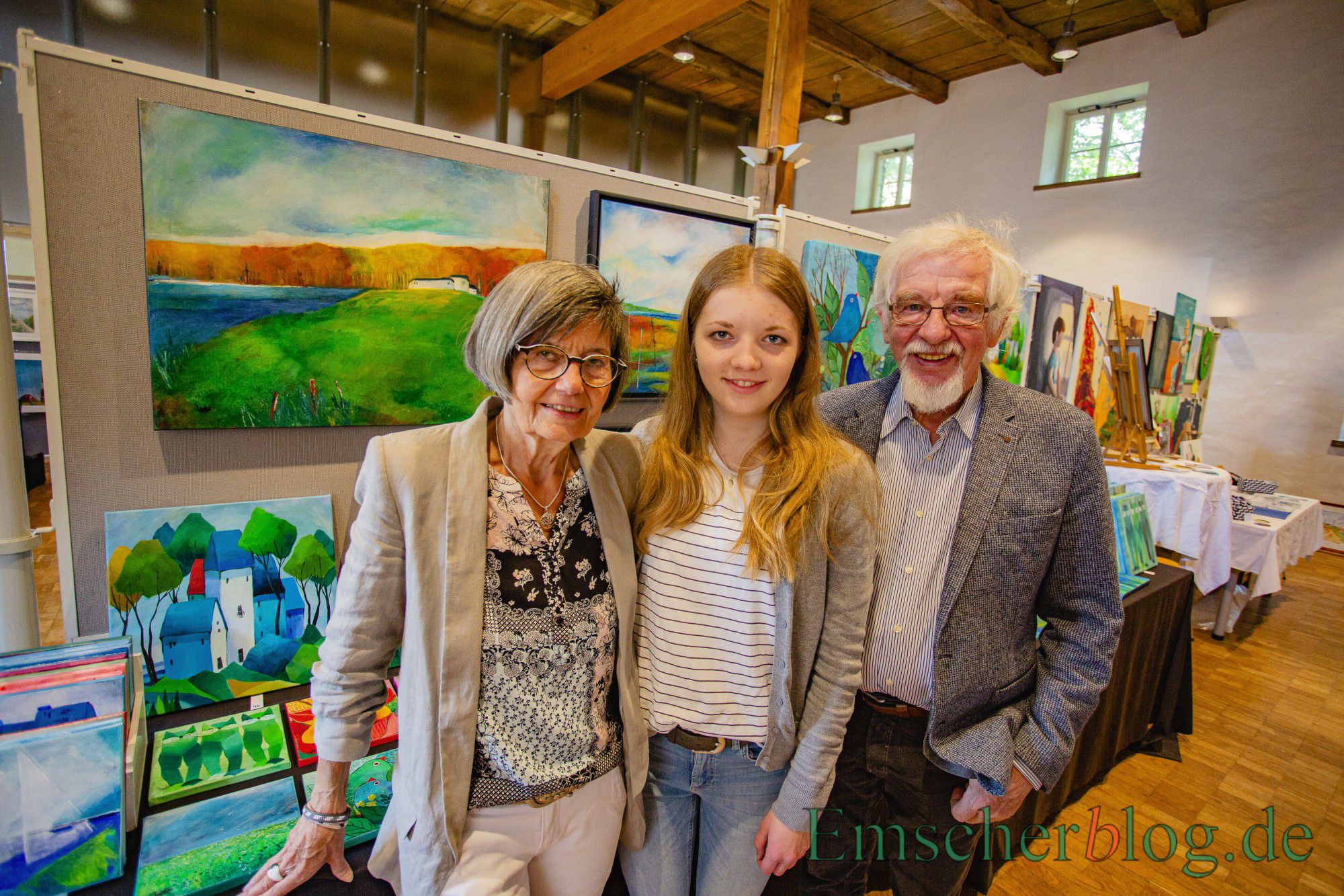 Die Organisatoren Monika und Klaus Pfauter, hier mit ihrer Enkelin Lena, haben den diesjährigen Malermarkt endgültig abgesagt. (Foto: P. Gräber - Emscherblog)