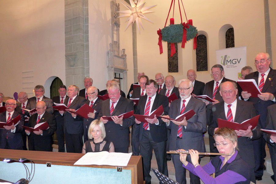 Der MGV Eintracht Hengsen bereiutet sich auf sein Adventskonzert am 17., Dezember in der ev. Kirche Opherdicke vor. (Foto: privat)