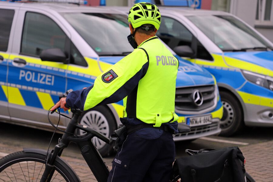 In der dunklen Jahreszeit ist eine funktionsfähige Lichttechnik besonders wichtig: Die Polizei kündigt verstärkte Kontrollen von Fahrradfahrern an. (Foto: Kreispolizei Unna)