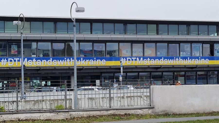 Derr Flughafen Dortmund die Johanniter-Hilfsgemeinschaft Dortmund unterstützen Flüchtlinge aus der Ukraine mit einer ungewöhnlichen Spendenaktion. (Foto: P. Gräber - Emscherblog)