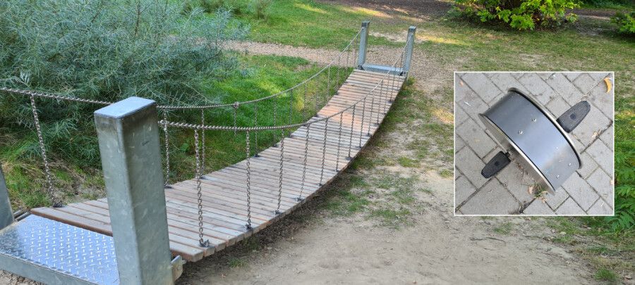 Die Hängebrücke im Emscherpark und auch die Pedale der Fitnessgeräte (kleines Bild) wurden erneuert, so dass die Geräte seit diesem Wochenende wieder uneingeschränkt genutzt werden können. (Fotos: Gemeinde Holzwickede)