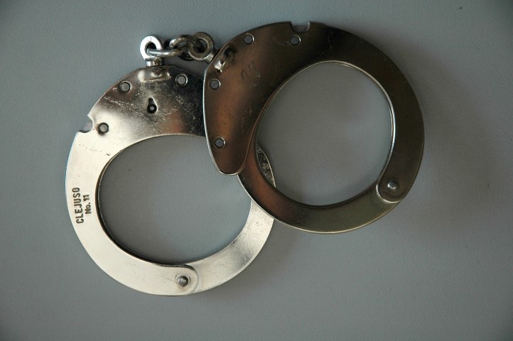 Bundespolizei nimmt Gesuchten im Flughafen fest: 62-Jähriger muss bis Ende Oktober in Haft