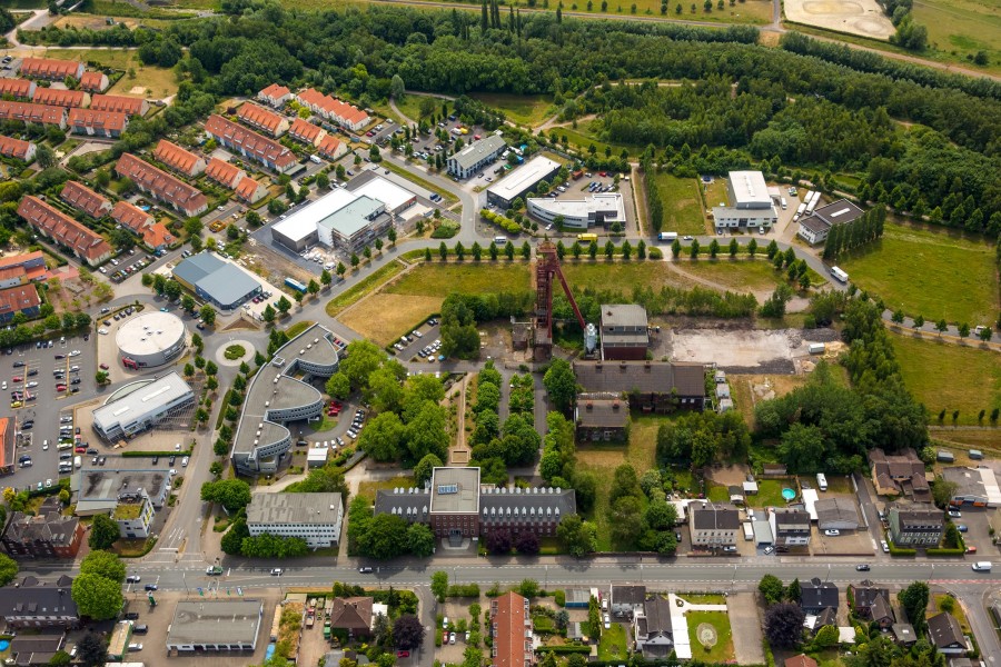 Ein großer Teil des Kreises Unna – hier der Technopark in Kamen – ist oder war stark von der Industrie geprägt. (Foto: H. Blossey – Kreis Unna)