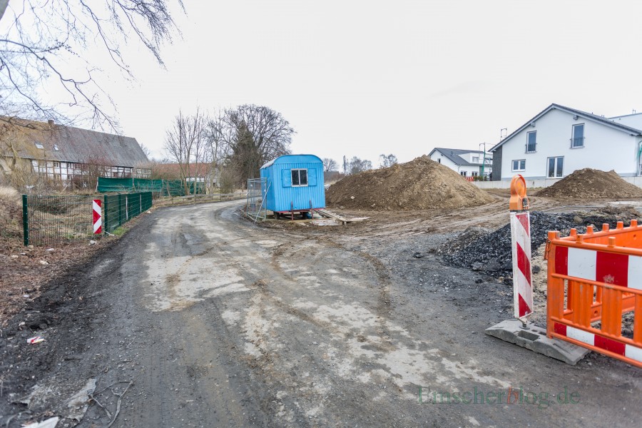 Der Krumme Weg wird künftig nur noch in Blickrichtung mit Tempo 20 befahrbar sein. (Foto: P. Gräber - Emscherblog.) 