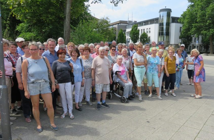 Die Teilnehmer der Sommertour des HSC-Gesundheitssports in Detmold. Foto: privat)