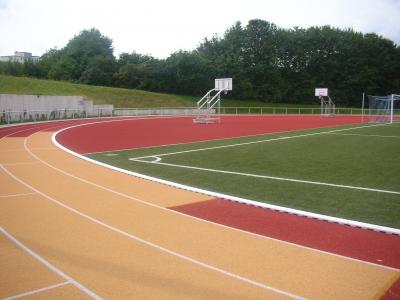 Ab Montag kann auch das Sportstadion am Schulzentrum für Schulsport und definierte Ausnahmen geöffnet werden. (Foto:  Gemeinde Holzwickede) (Foto: Gemeinde Holzwickede)
