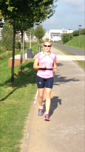 Leitet den neuen Kurs "Laufen lernen": Sportlehrerin Iryna Detering. (Foto: privat)